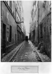 Rue des Vertus, desde rue Phelippeaux, París